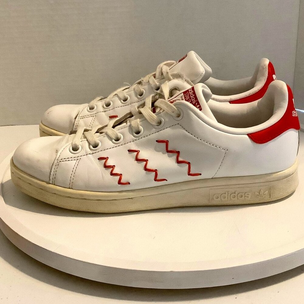 Adidas Stan Smith White Red Leather Shoes Sneakers Women Size 6 Zig Zag